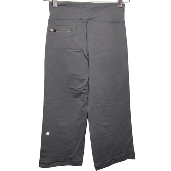 Lululemon Women’s Size 2 Charcoal Gray Relaxed Fit Crop Pants - Picture 3 of 4